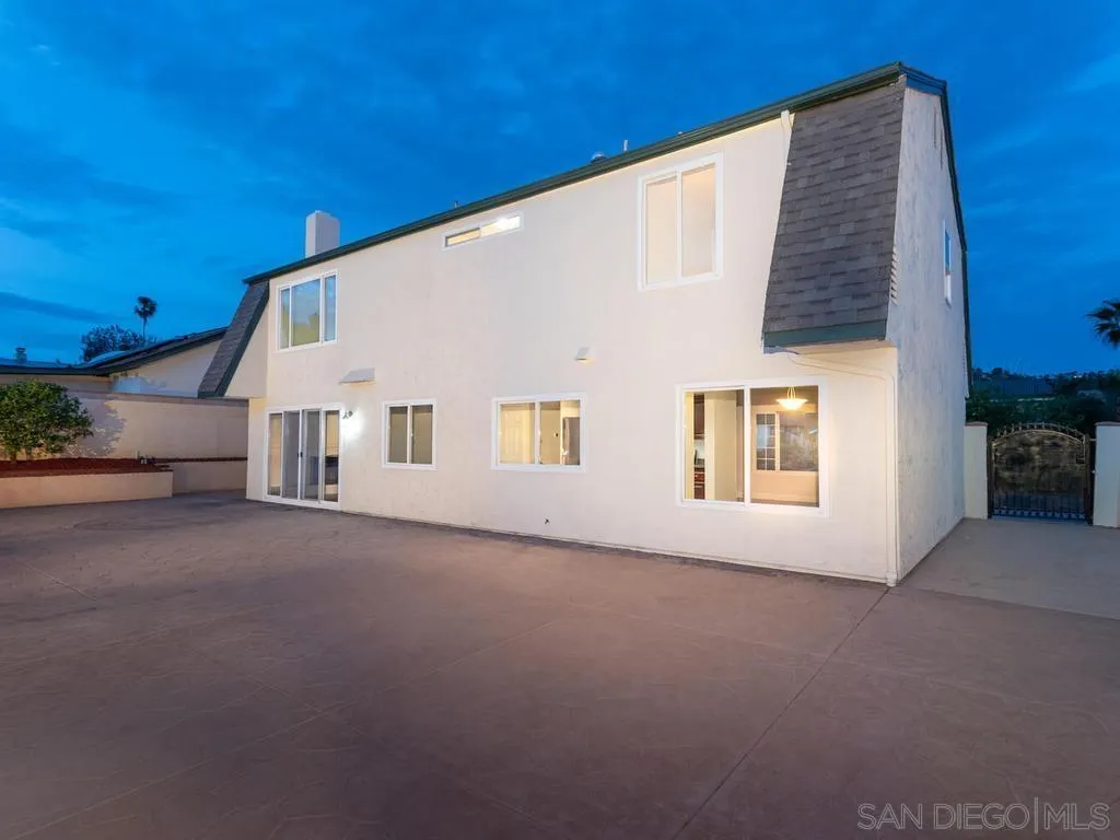 14302 Sandown