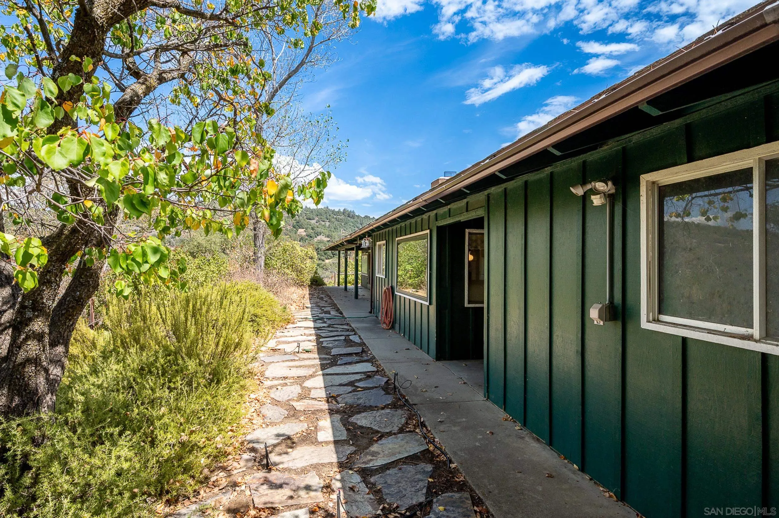 3525 Deer Lake Park Rd