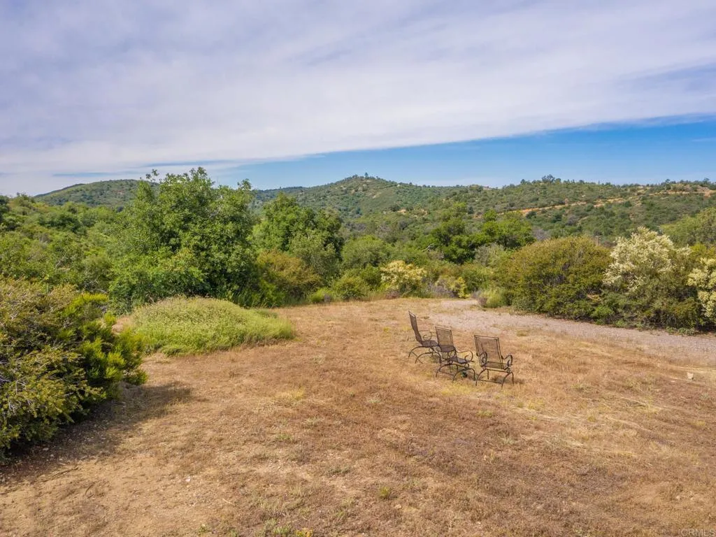 5687 Mountain Meadow