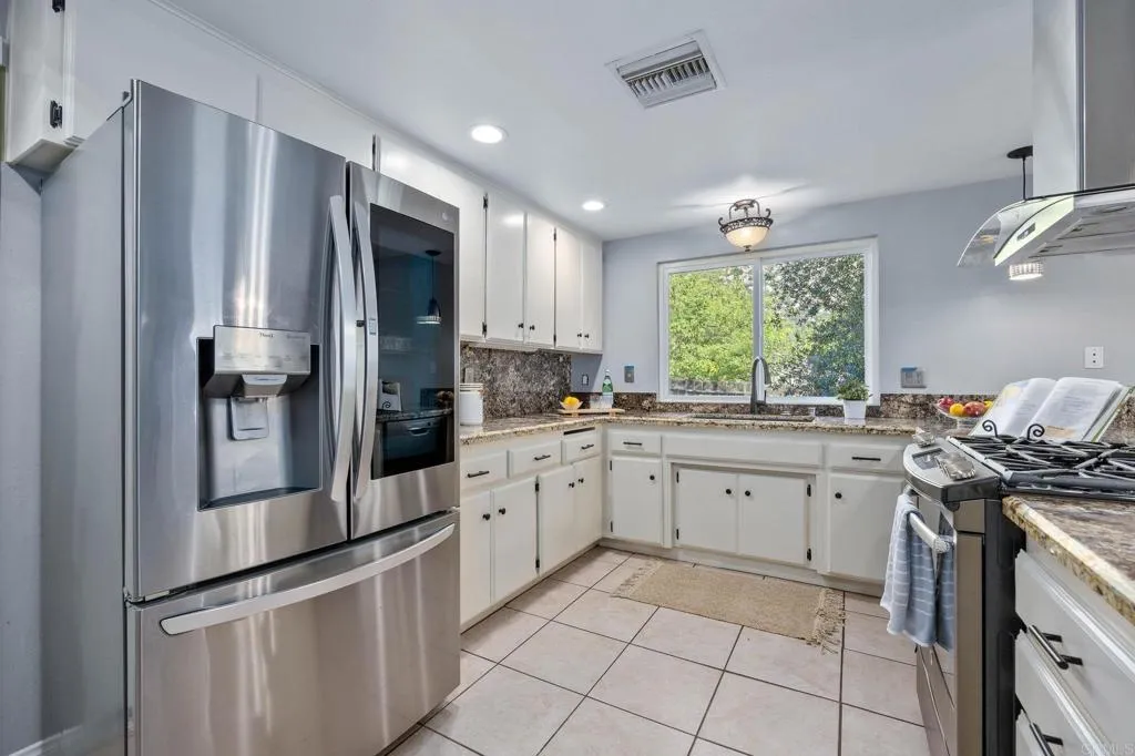 25119 Como Esta Court