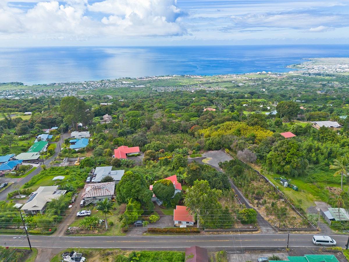 76-5846 MAMALAHOA HIGHWAY