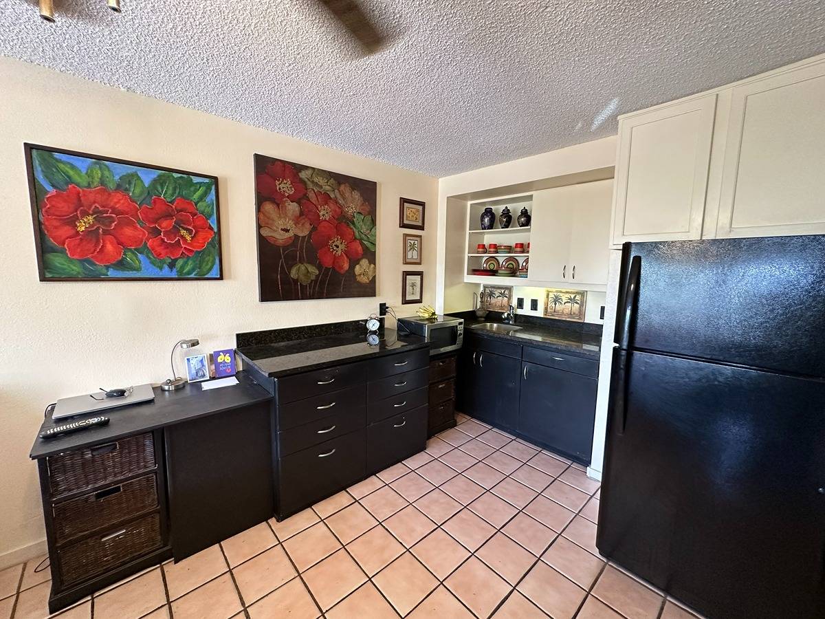 75-5680 KUAKINI HIGHWAY 109