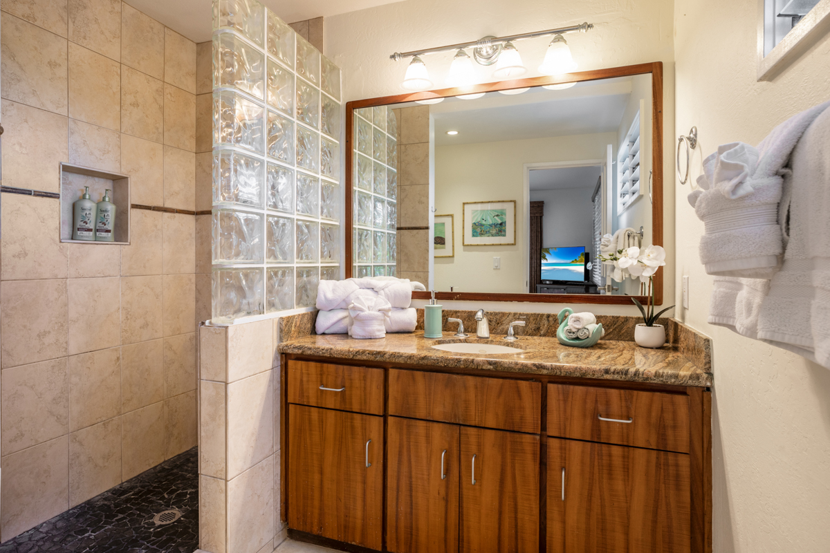 78-261 MANUKAI ST 3504