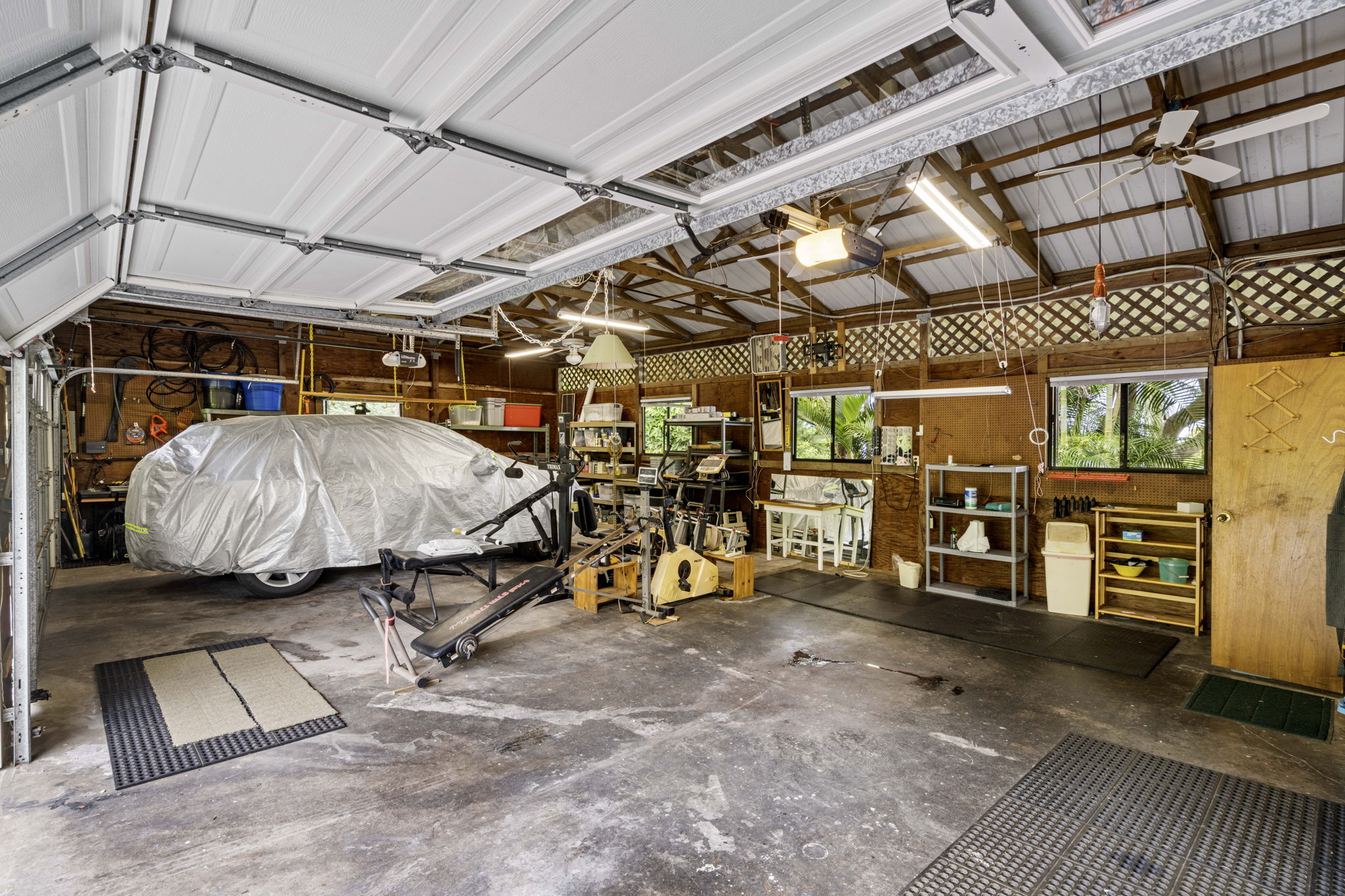 76-897 HUALALAI RD