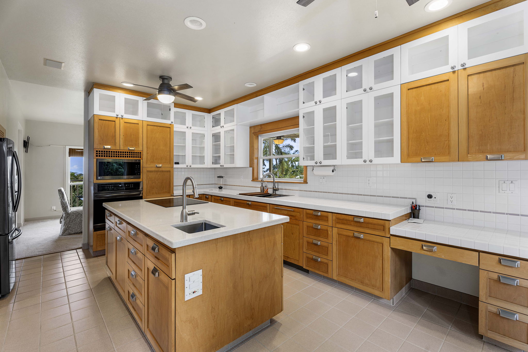 76-897 HUALALAI RD