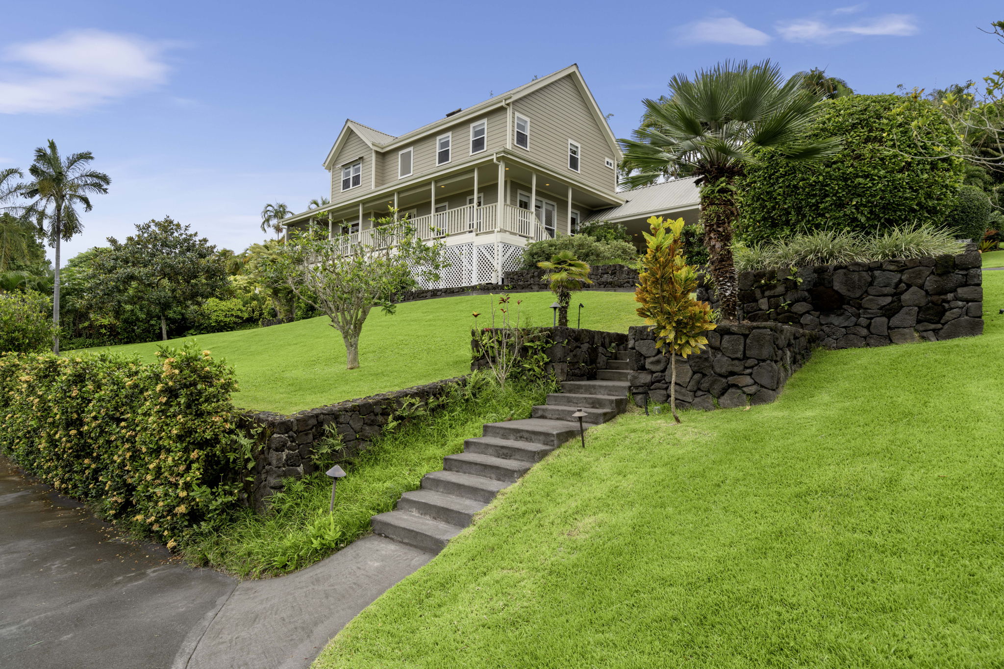 76-897 HUALALAI RD