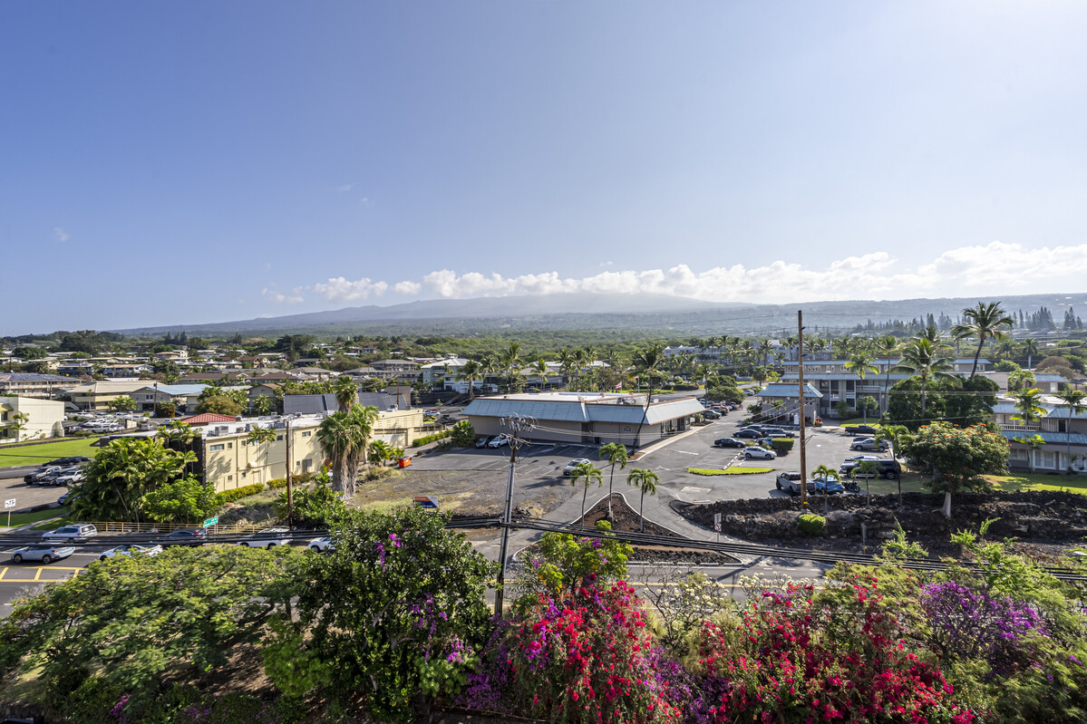 75-5766 KUAKINI HIGHWAY 704