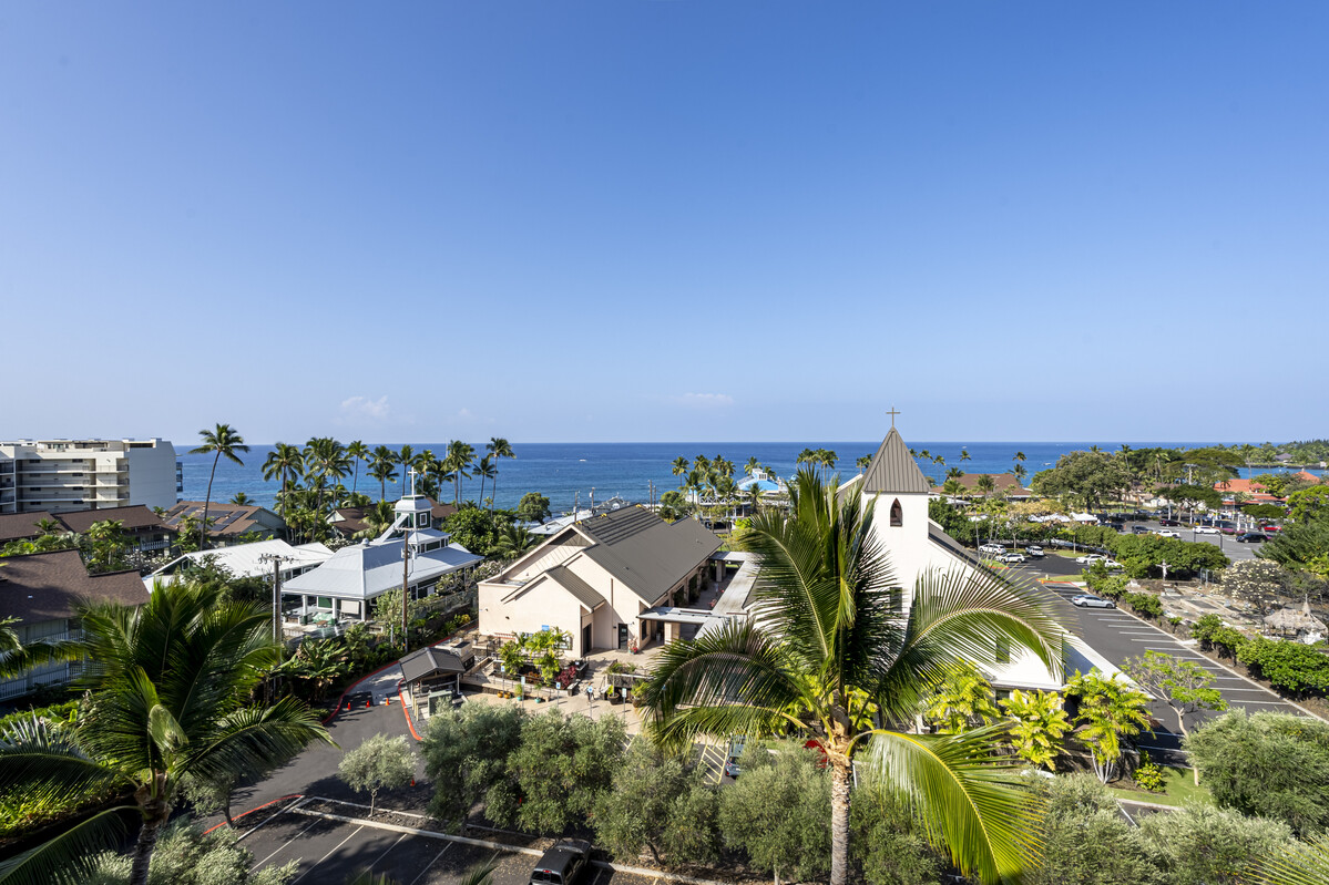 75-5766 KUAKINI HIGHWAY 704