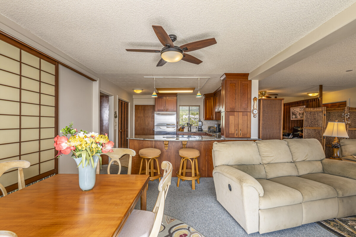 75-5766 KUAKINI HIGHWAY 704