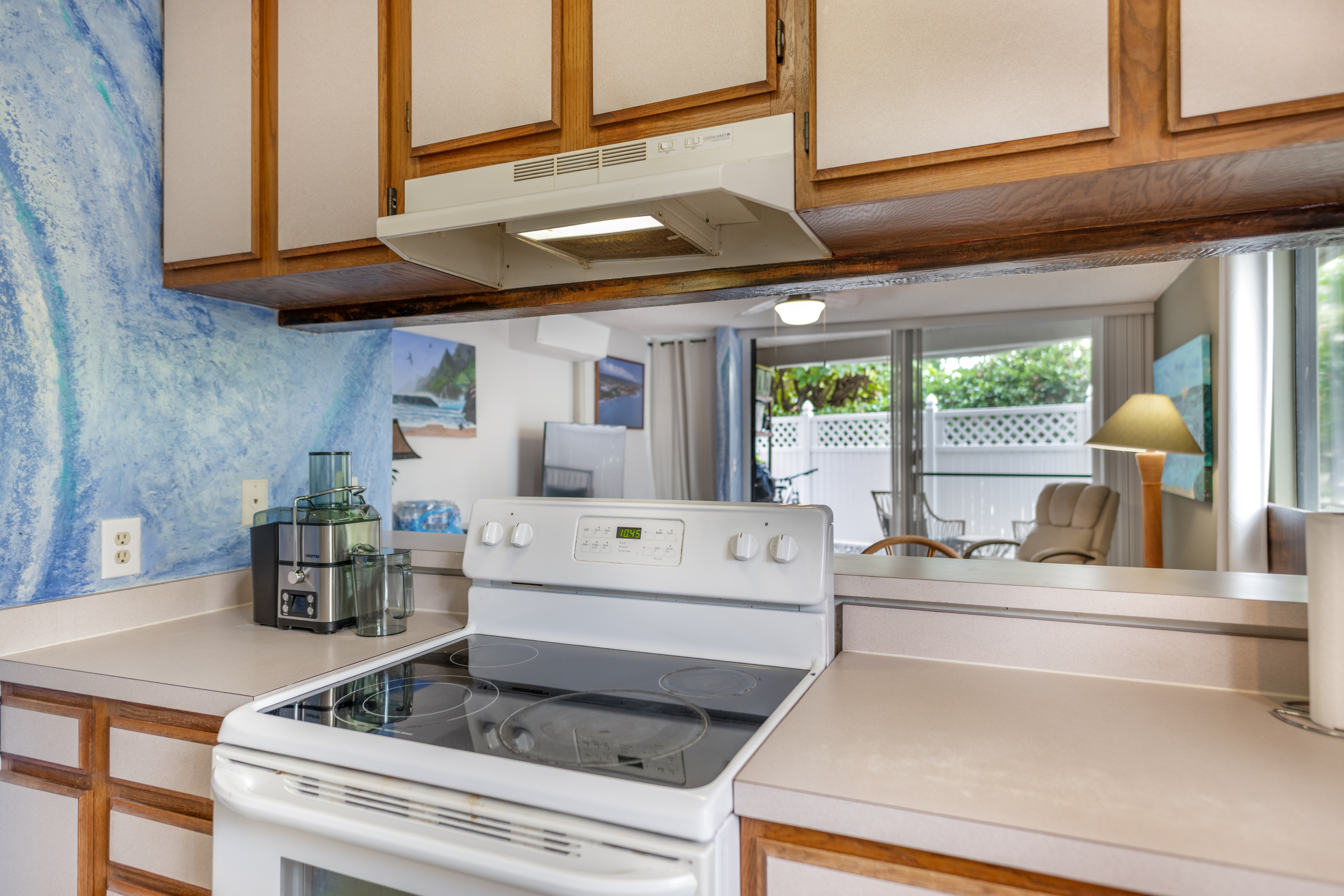 75-5669 KUAKINI HIGHWAY 4101
