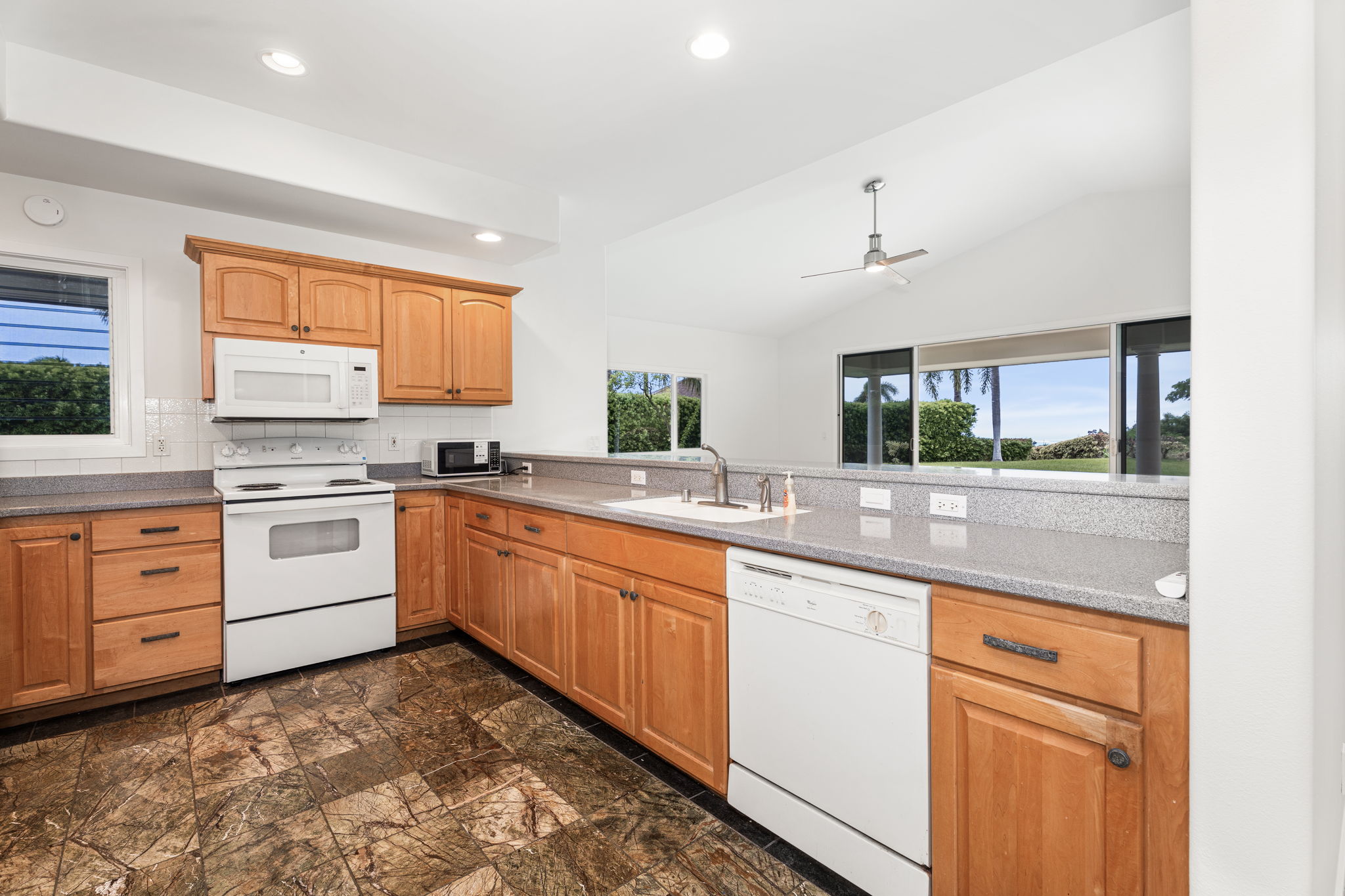 76-6398 PUALANI ST 7