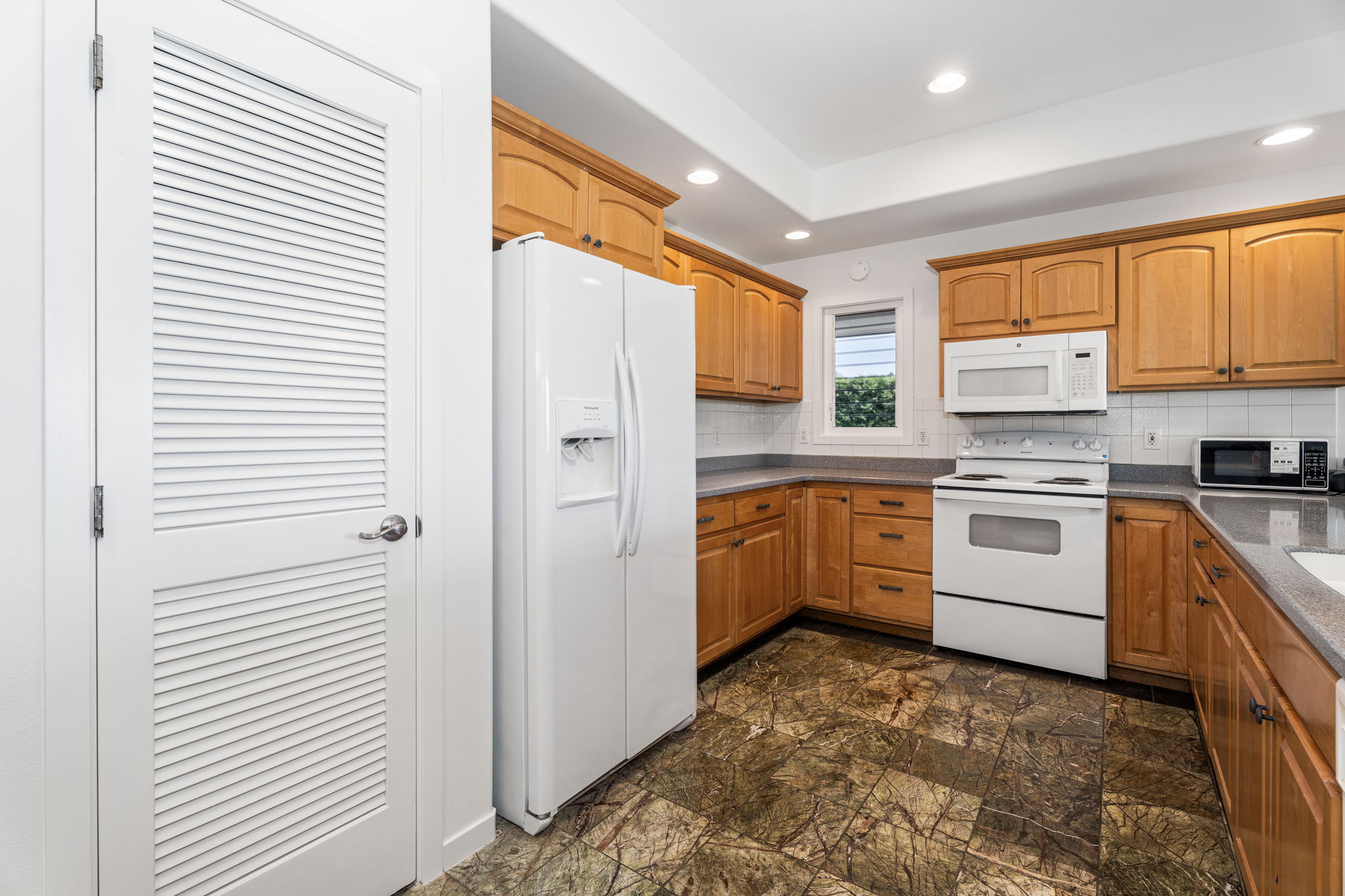 76-6398 PUALANI ST 7