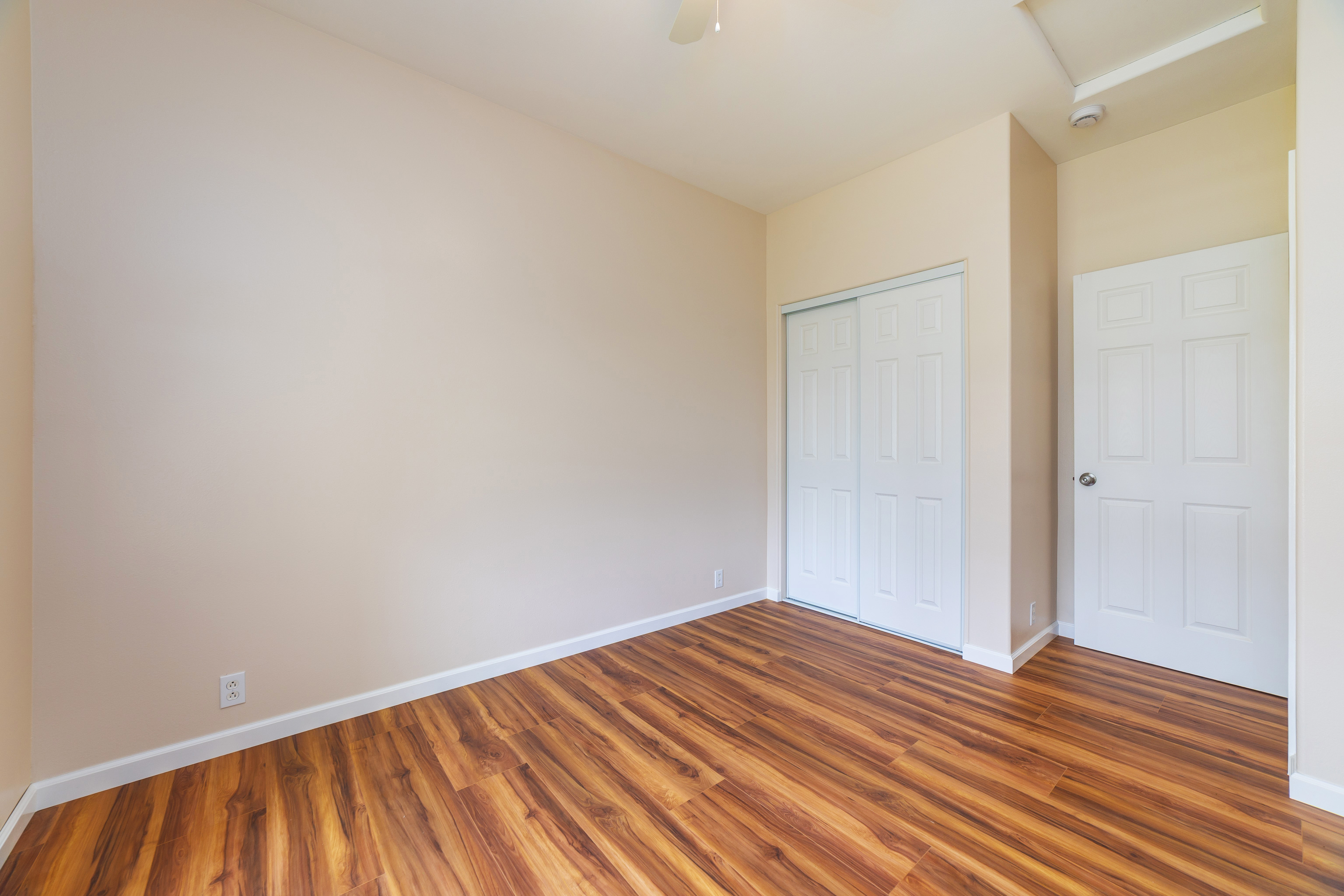 16-2157 PLUMERIA DR