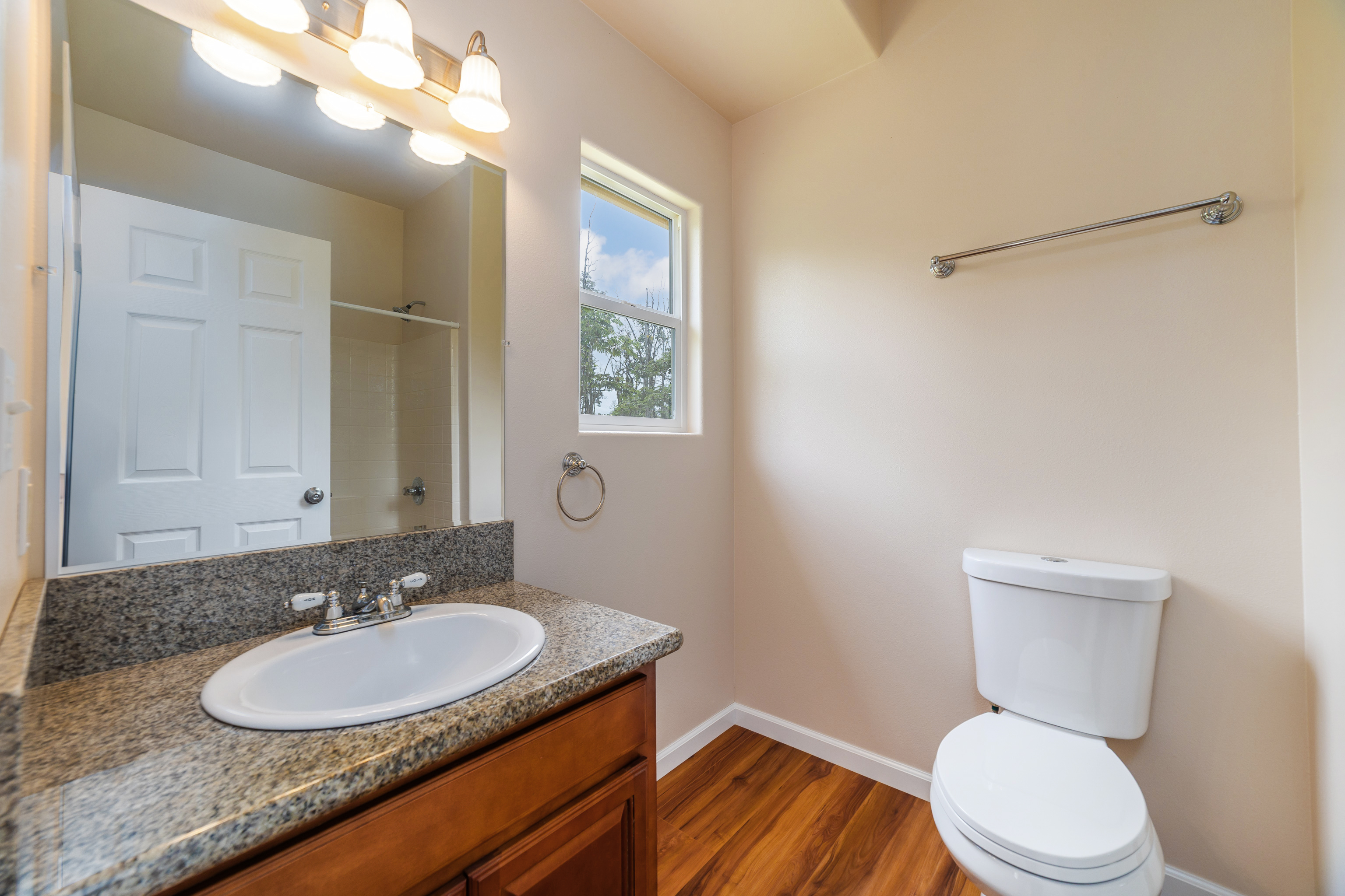 16-2157 PLUMERIA DR