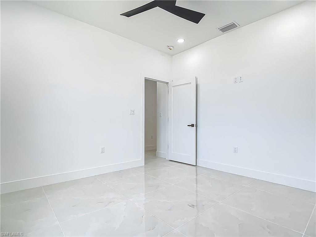 323 NE 19th TER