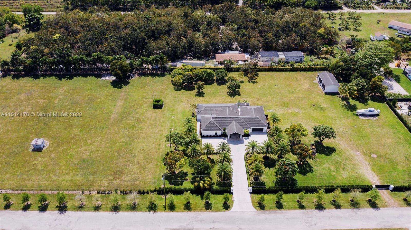 19450 SW 184th St