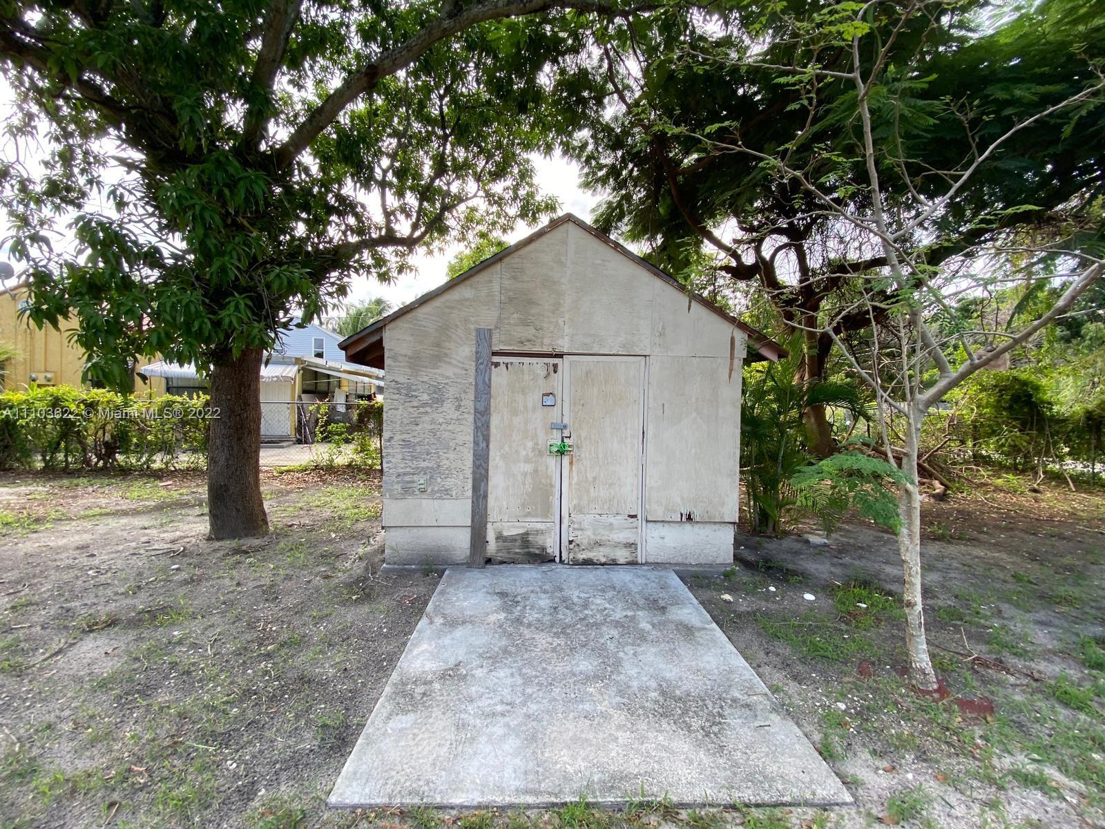 1518 SW 2nd Ave