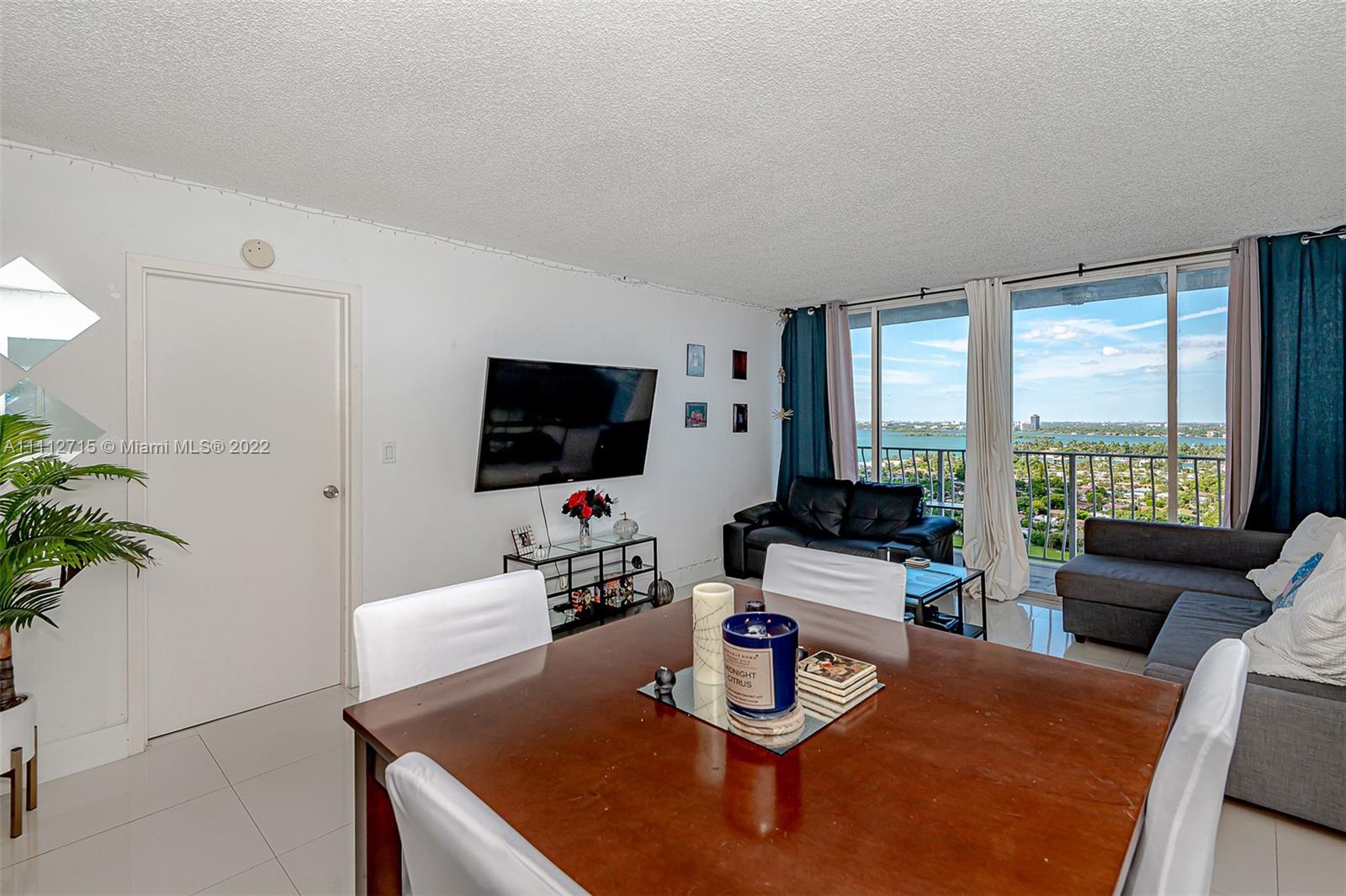 7601 E Treasure Dr Unit: 2302