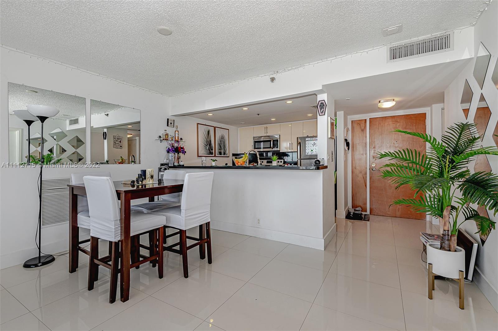 7601 E Treasure Dr Unit: 2302