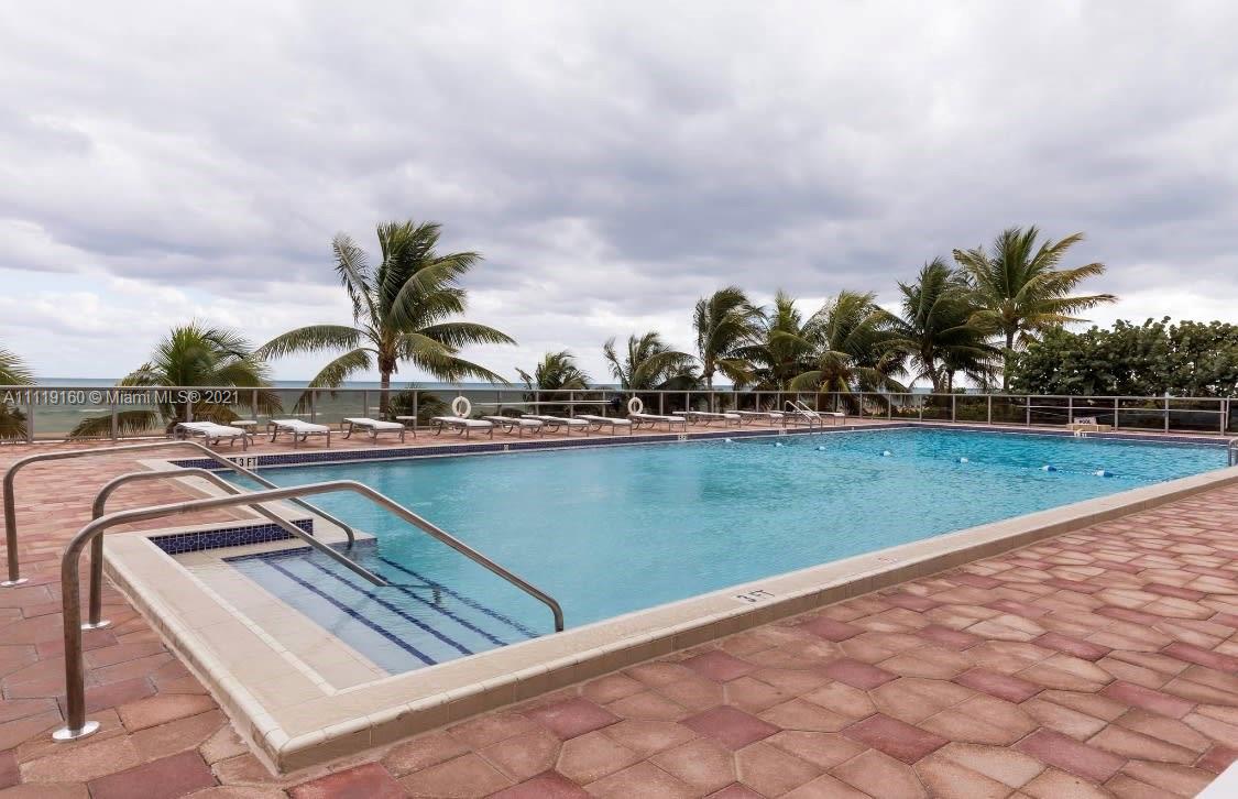 6039 Collins Ave Unit: 817