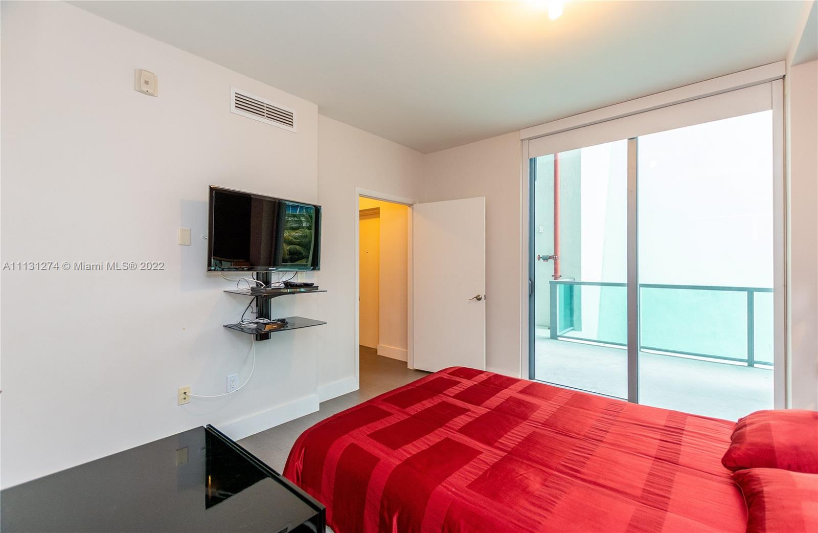 6000 Collins Ave Unit: 338