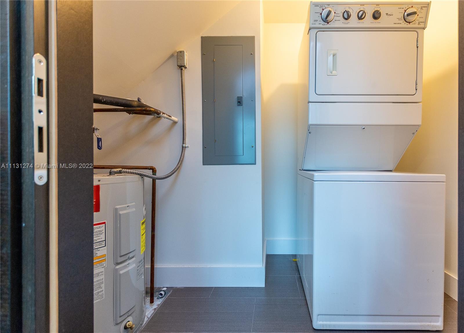 6000 Collins Ave Unit: 338