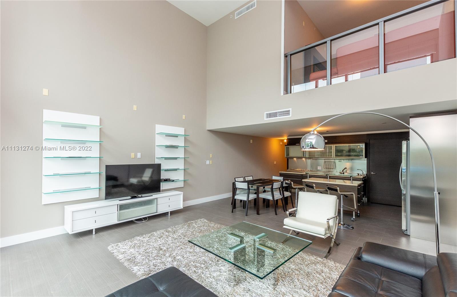 6000 Collins Ave Unit: 338