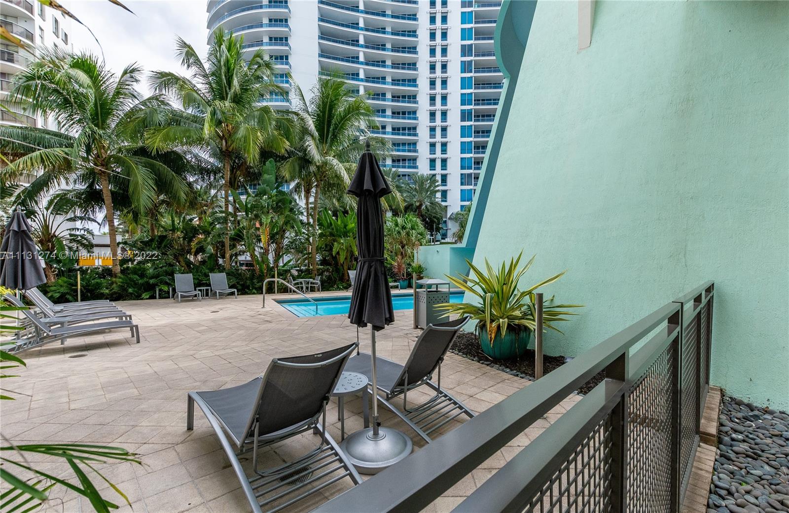 6000 Collins Ave Unit: 338