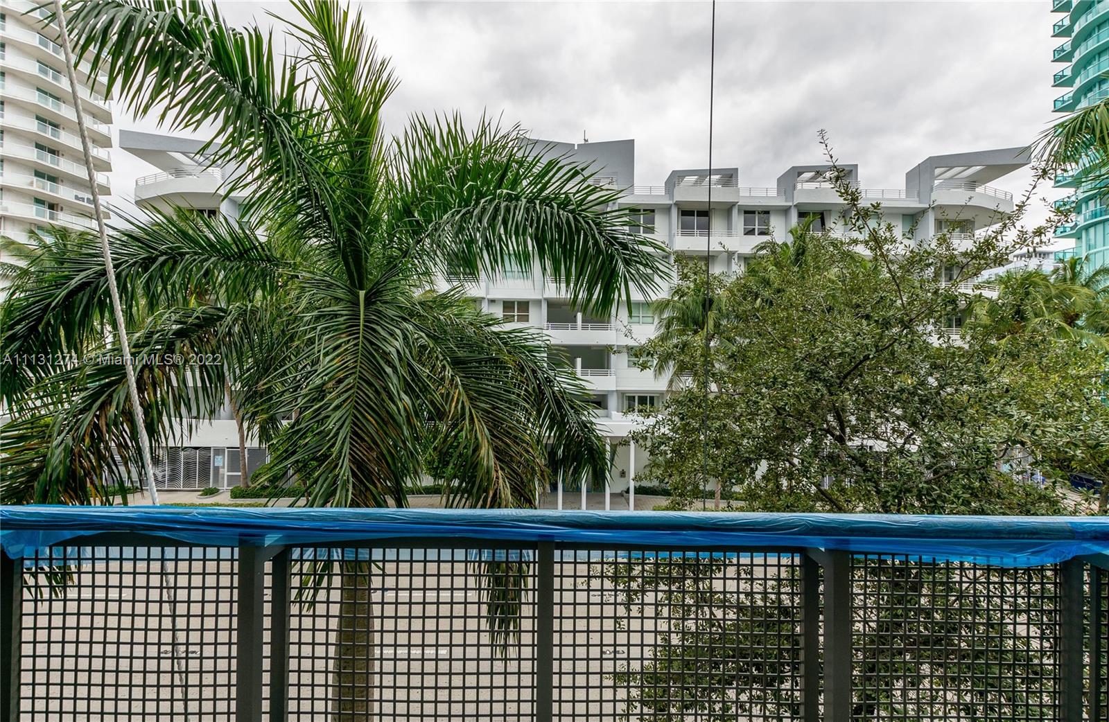 6000 Collins Ave Unit: 338