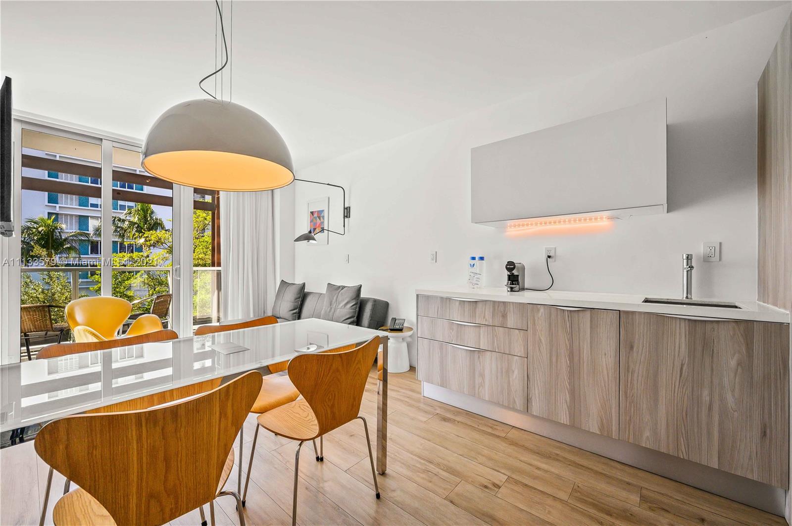 1215 West Ave Unit: 303