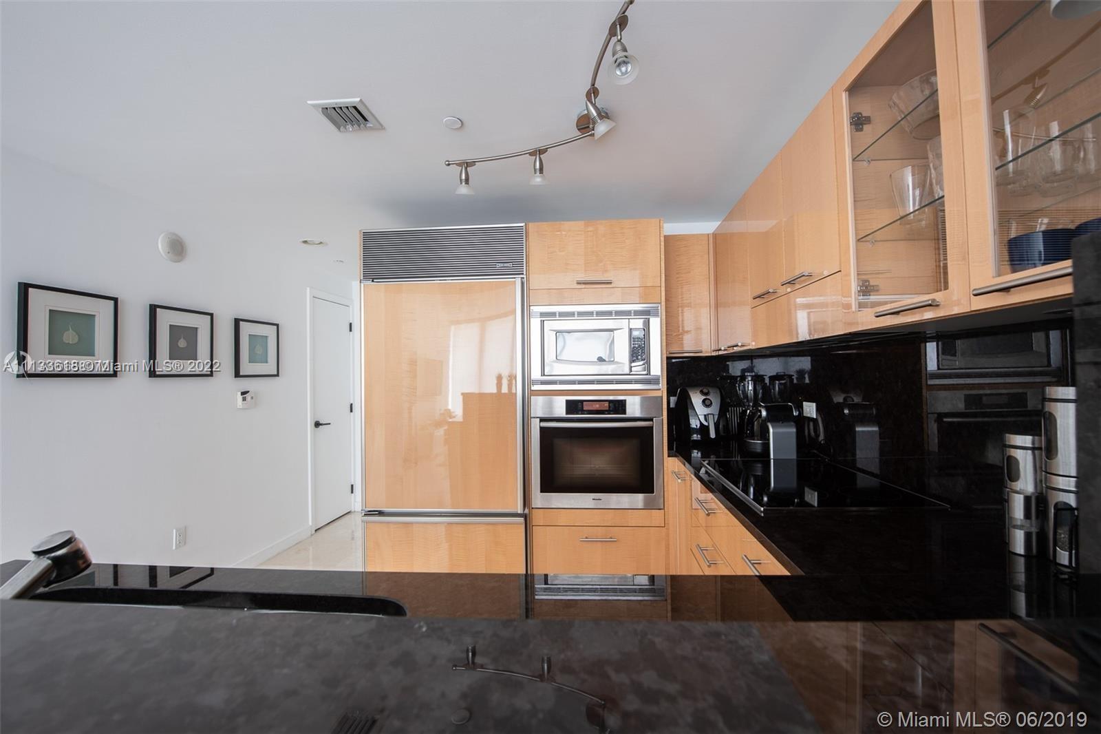 6799 Collins Ave Unit: 601