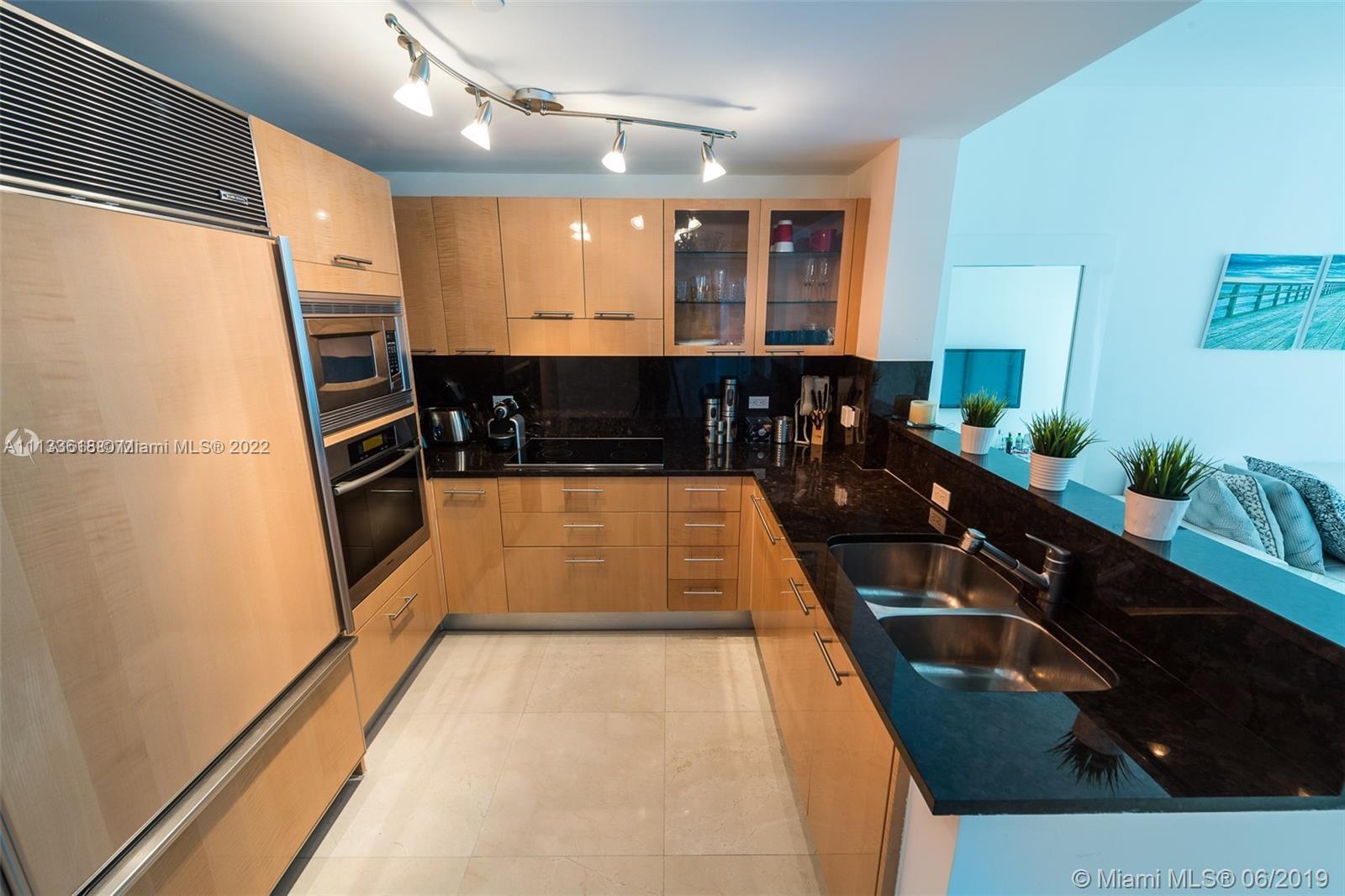 6799 Collins Ave Unit: 601
