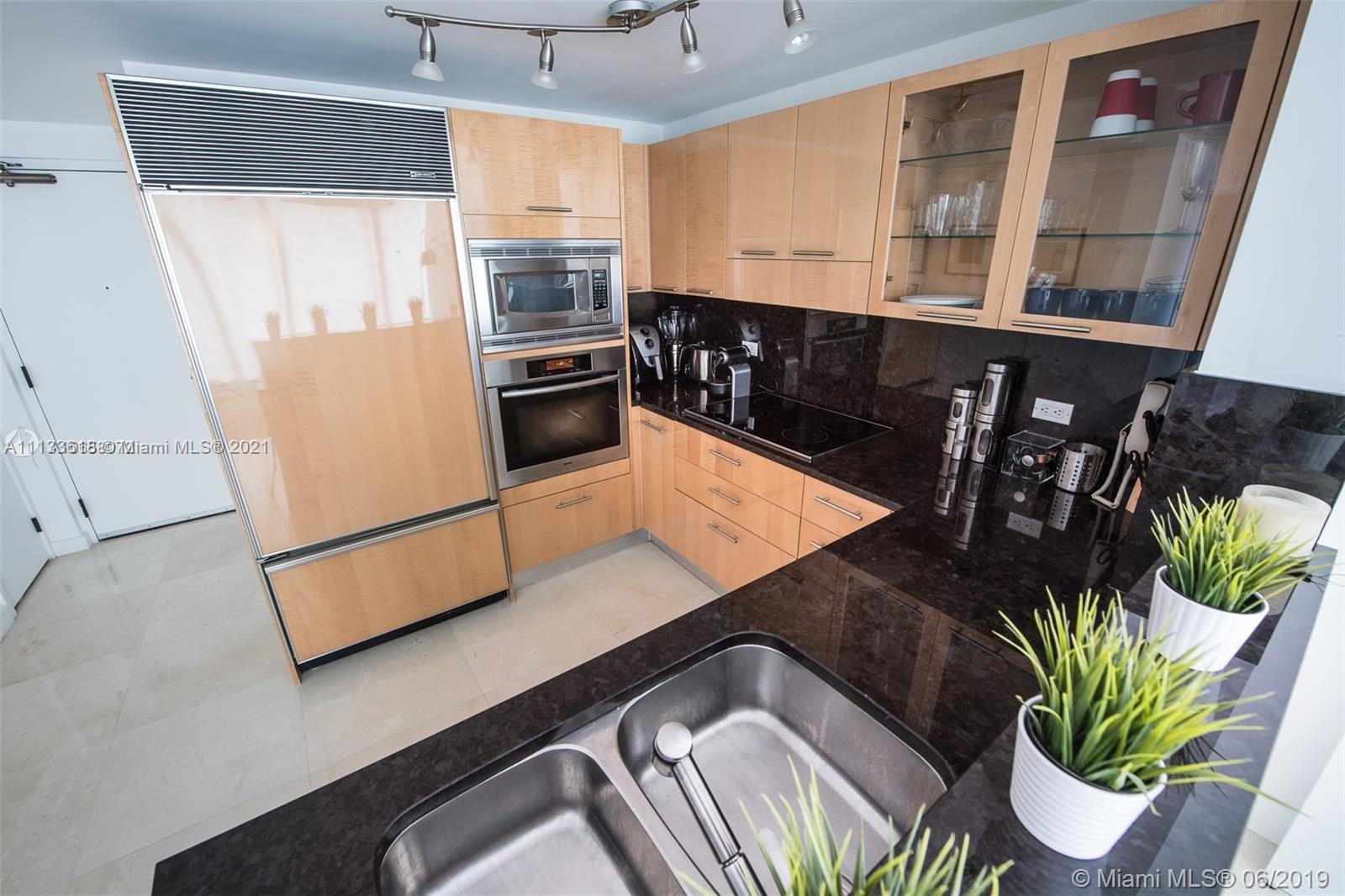 6799 Collins Ave Unit: 601