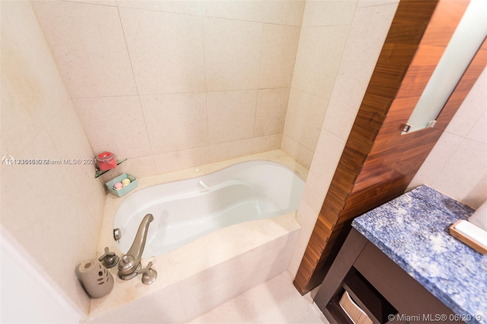 6799 Collins Ave Unit: 601