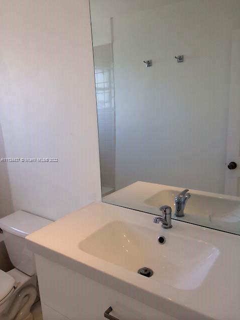 801 Meridian Ave Unit: 5C