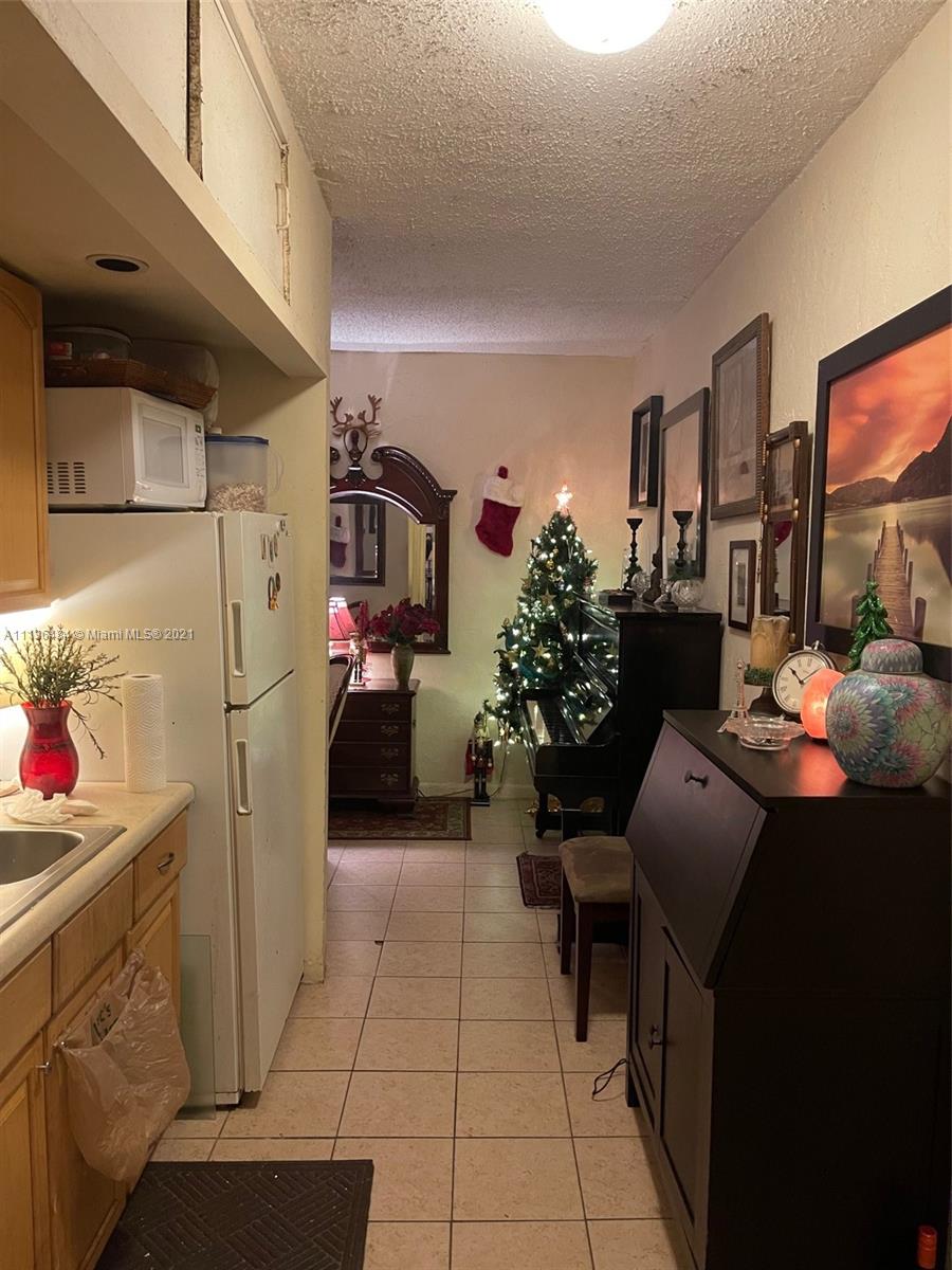 1555 Pennsylvania Ave Unit: 110