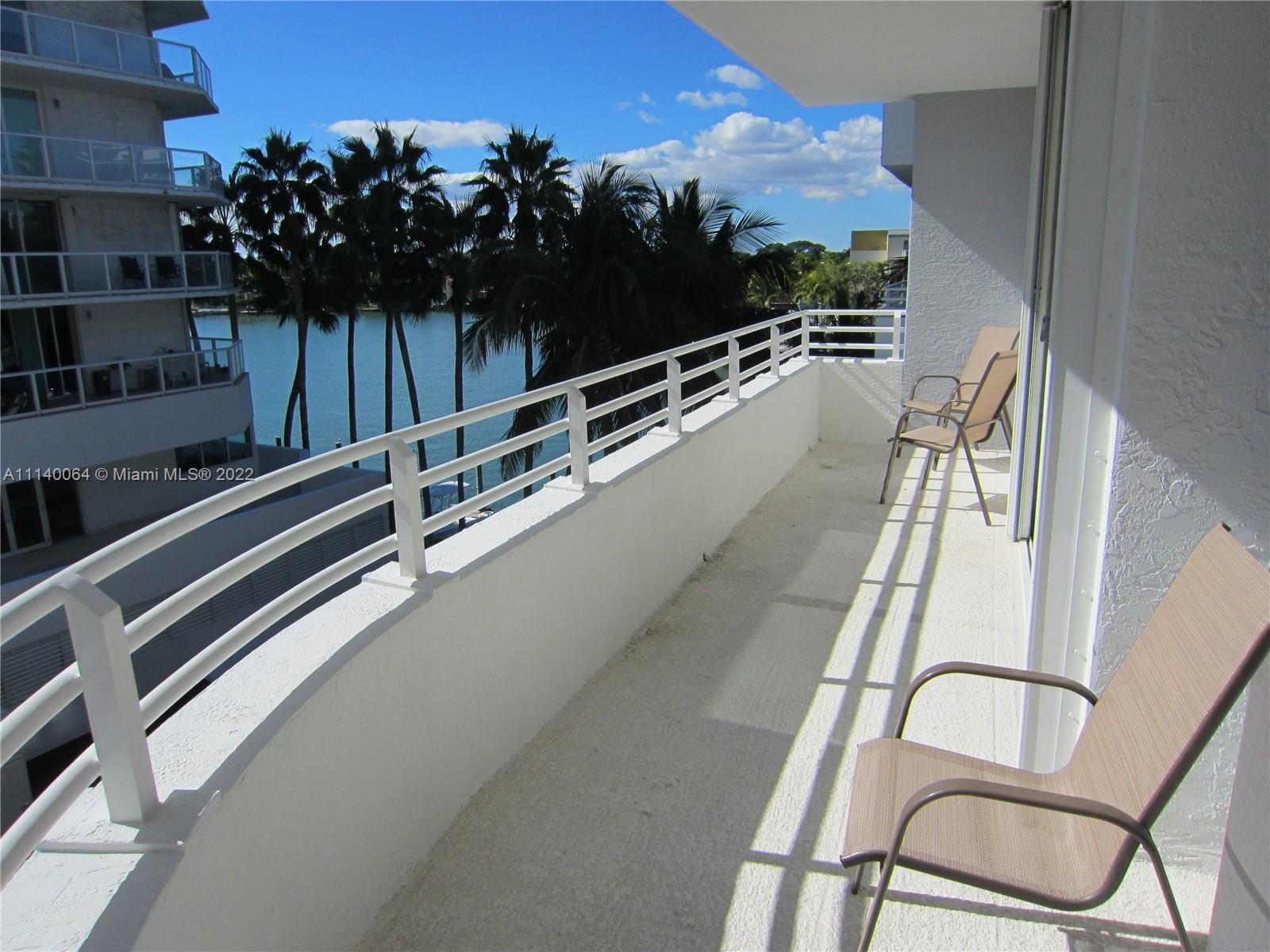 5970 Indian Creek Dr Unit: 402