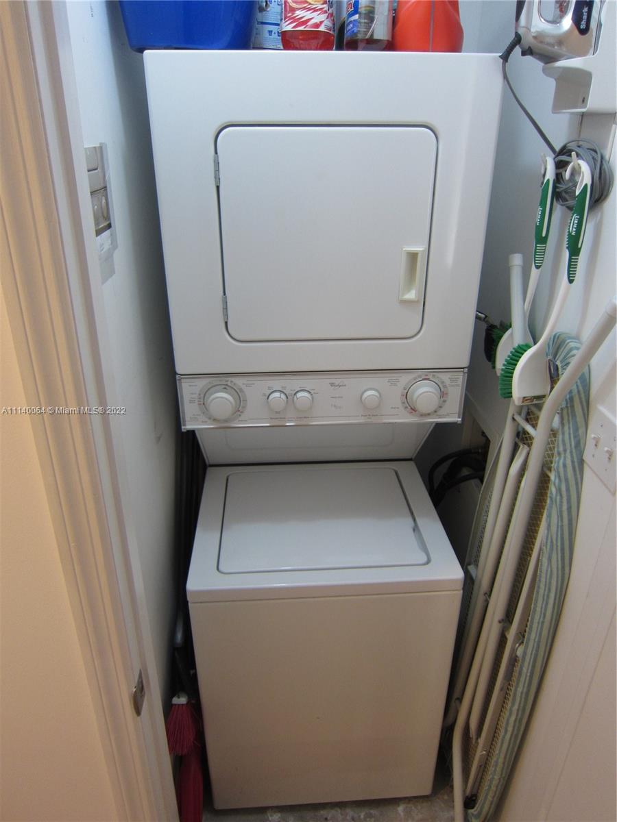 5970 Indian Creek Dr Unit: 402