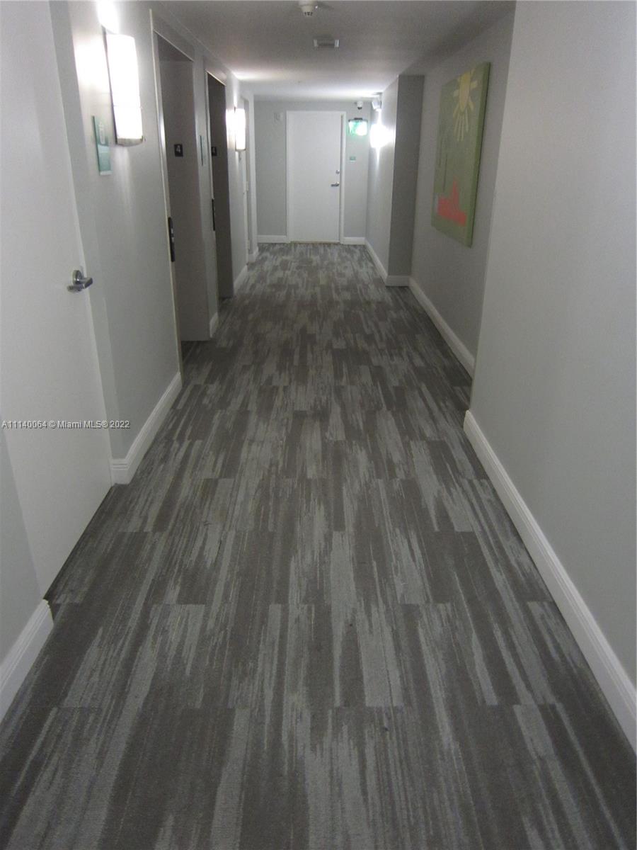 5970 Indian Creek Dr Unit: 402