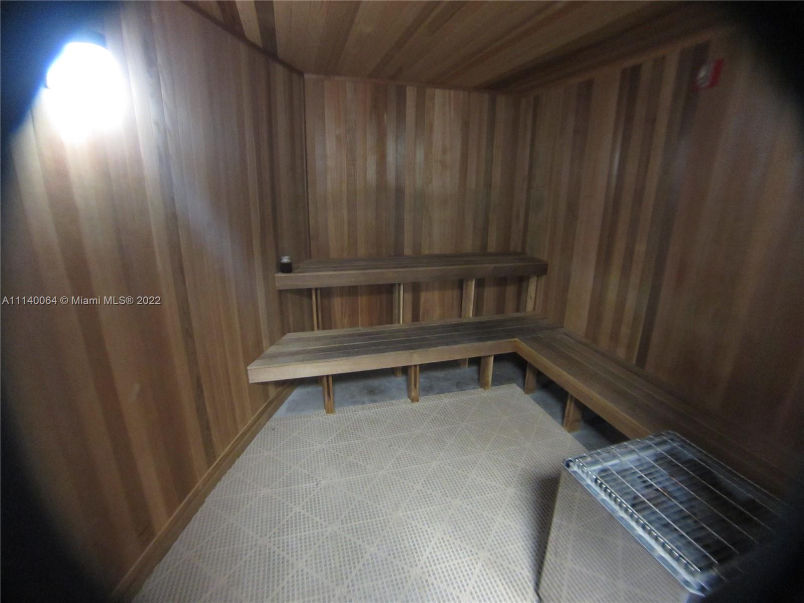 5970 Indian Creek Dr Unit: 402