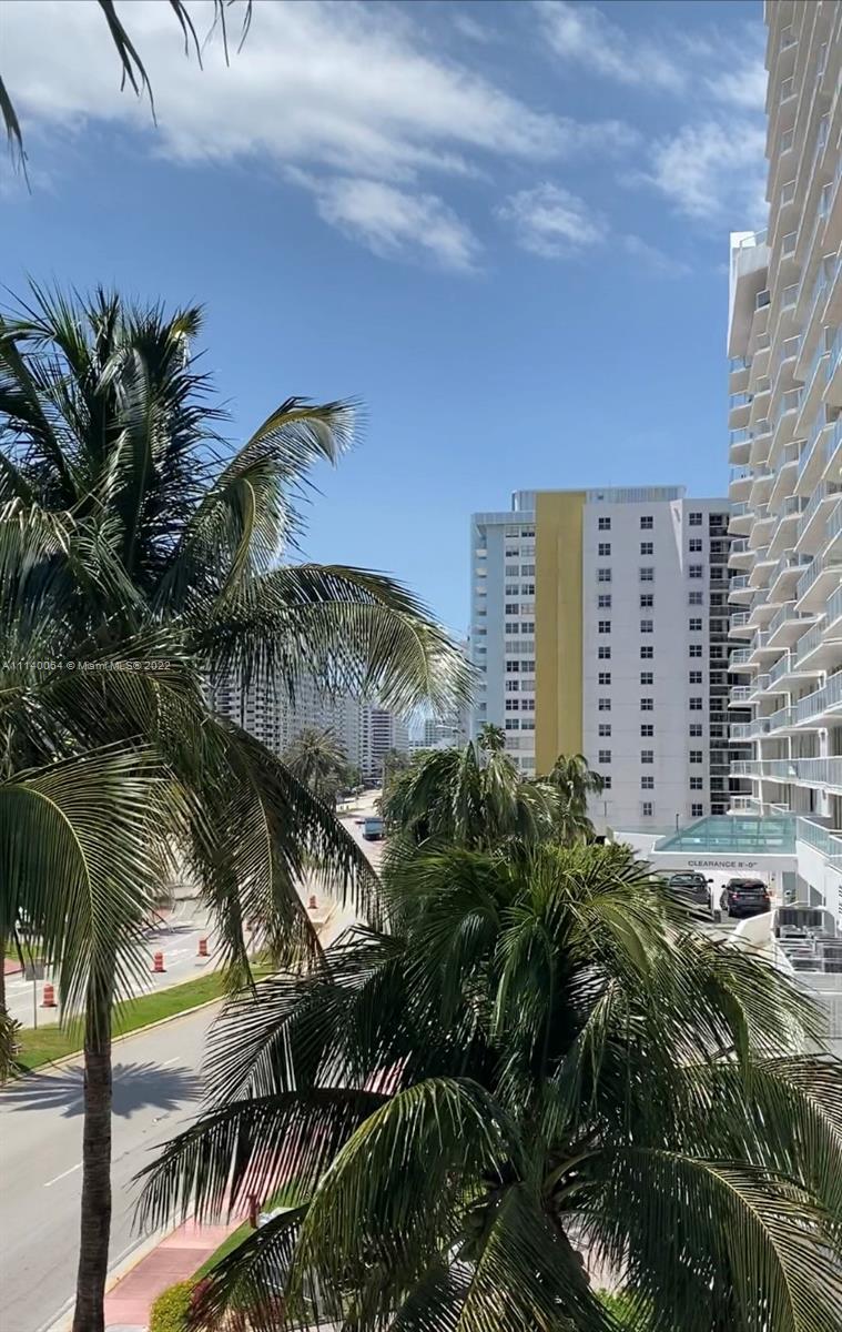 5970 Indian Creek Dr Unit: 402