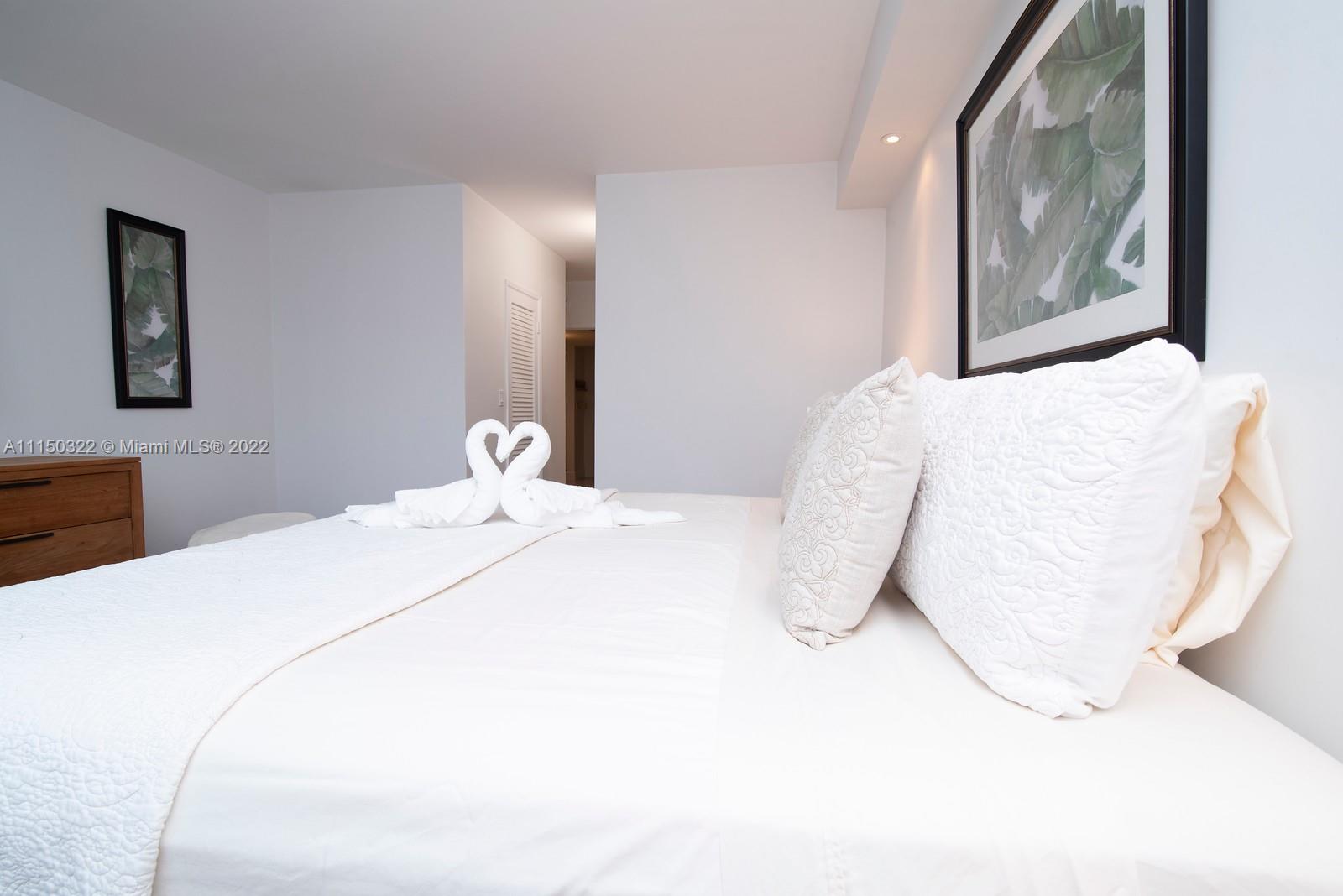 19380 Collins Ave Unit: 1108