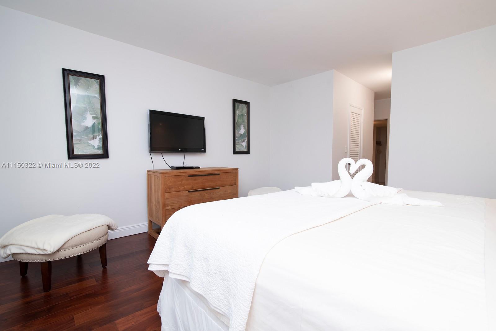 19380 Collins Ave Unit: 1108