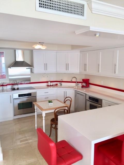 1408 Brickell Bay Dr Unit: 1208
