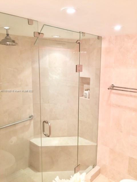 1408 Brickell Bay Dr Unit: 1208