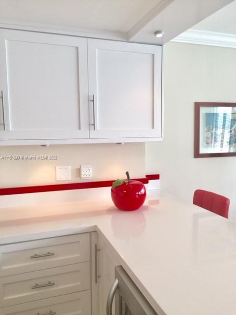 1408 Brickell Bay Dr Unit: 1208
