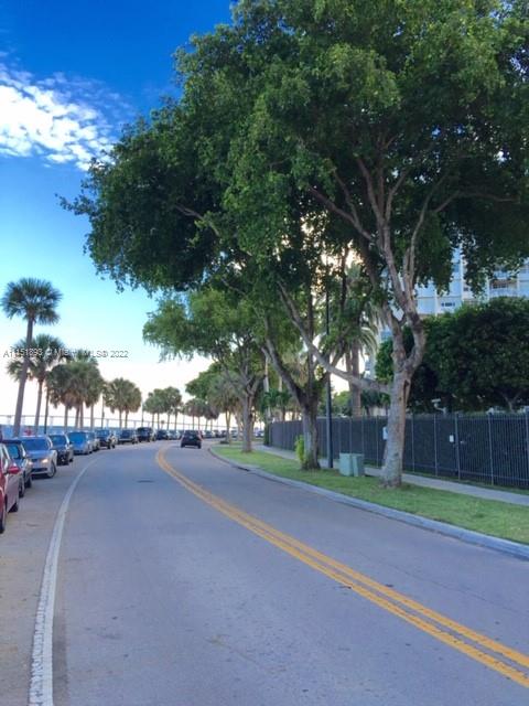 1408 Brickell Bay Dr Unit: 1208