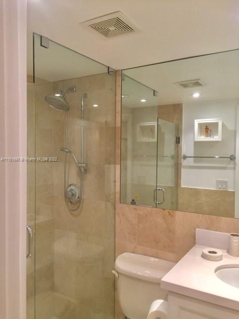 1408 Brickell Bay Dr Unit: 1208
