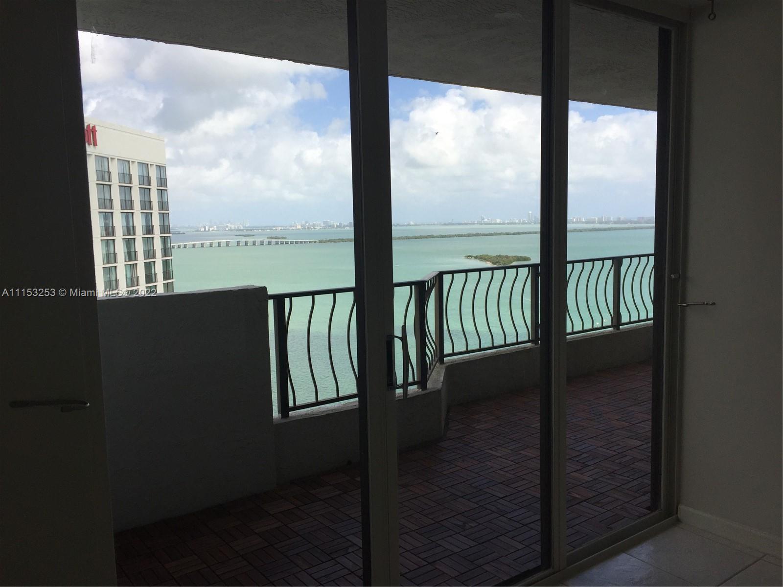 555 NE 15th St Unit: 31F