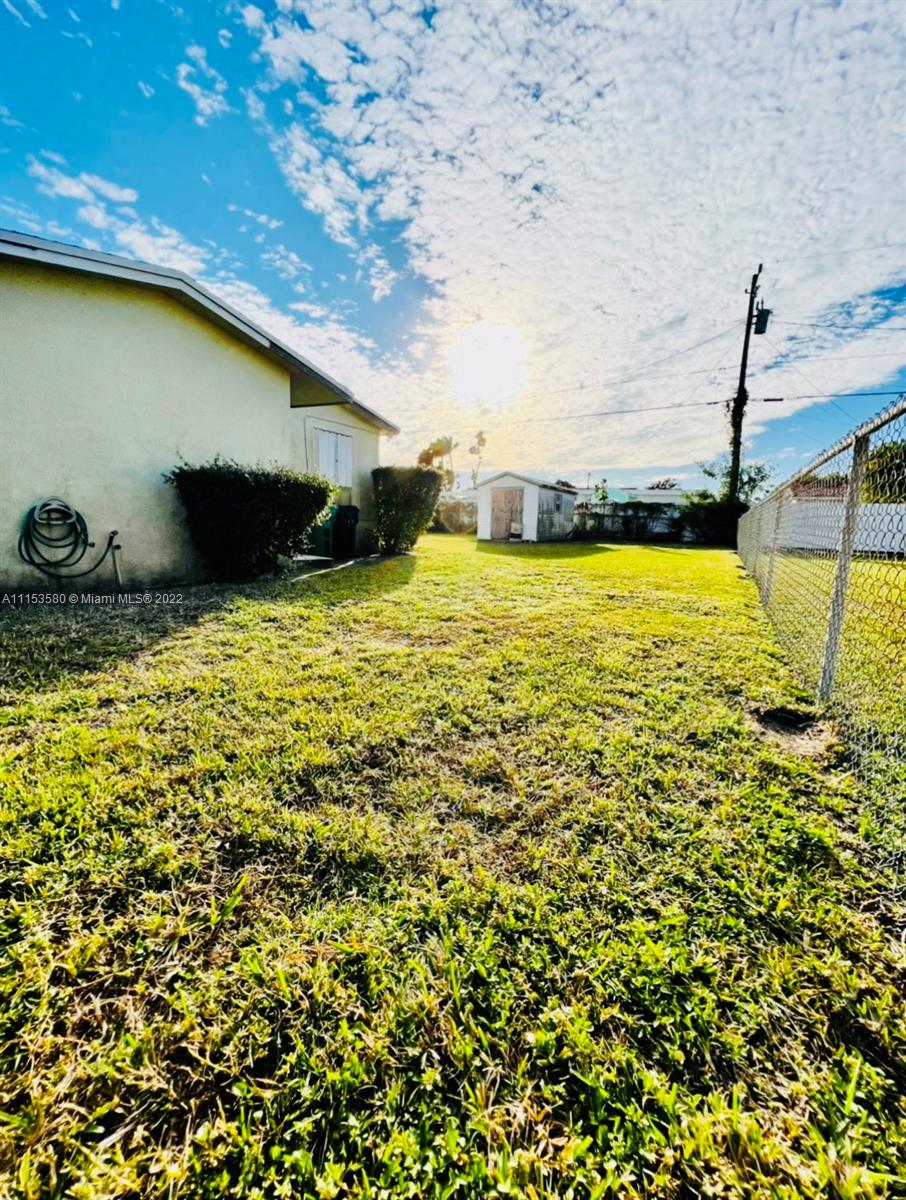14800 SW 104th Ave